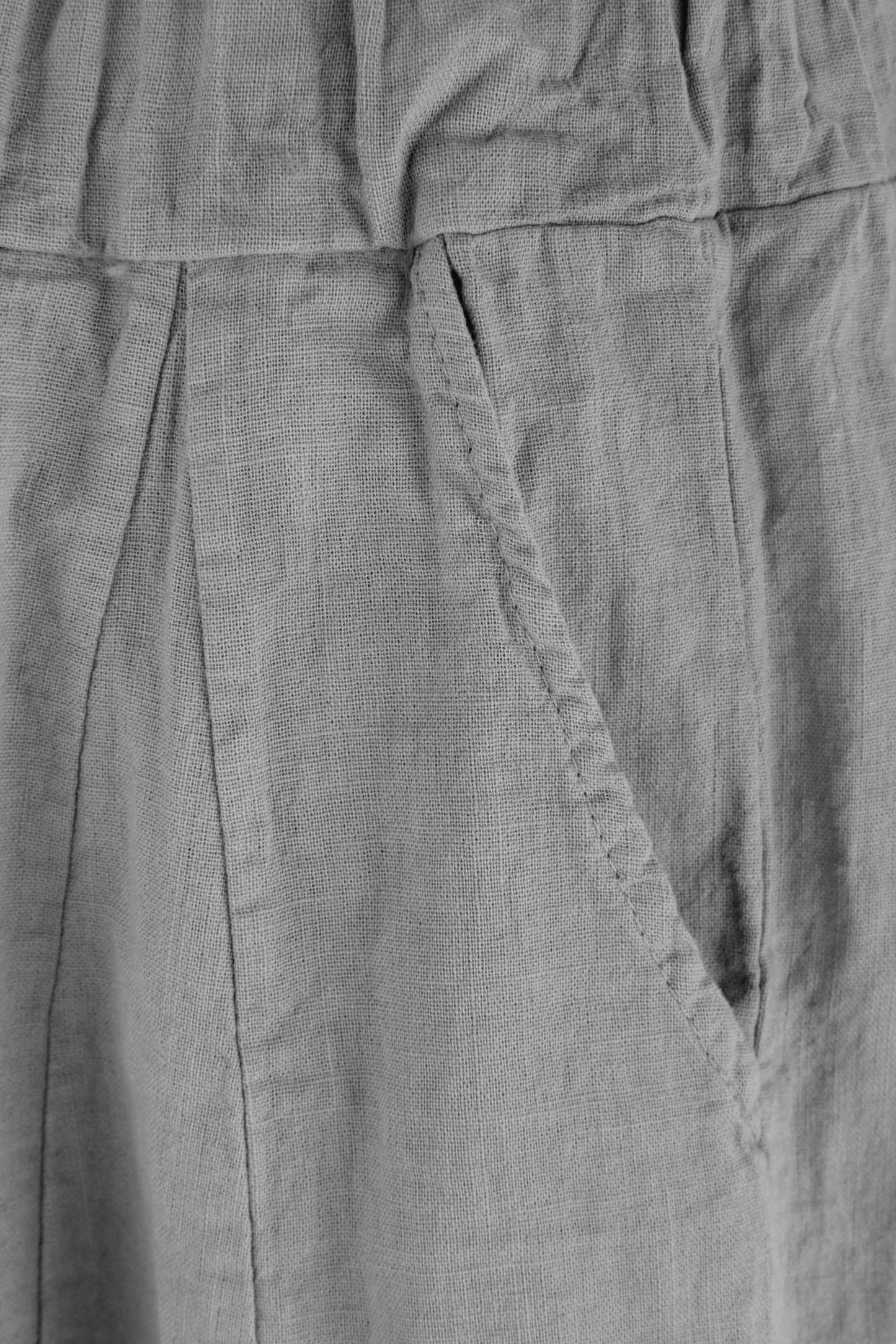 Panel Detail Linen Trouser