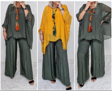 Load image into Gallery viewer, Silk Puffball Trouser
