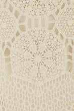 Load image into Gallery viewer, Scoop Hem Crochet Top
