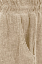 Load image into Gallery viewer, Teabag Linen Shorts
