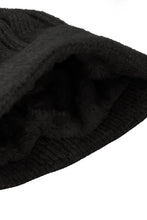 Load image into Gallery viewer, Zigzag Cashmere Knit Hat
