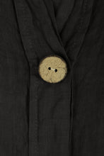 Load image into Gallery viewer, Sleeveless Button Detail Linen Top
