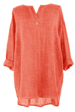 Load image into Gallery viewer, Button Detail Cotton Top
