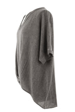 Load image into Gallery viewer, Twist Hem Teabag Linen Top
