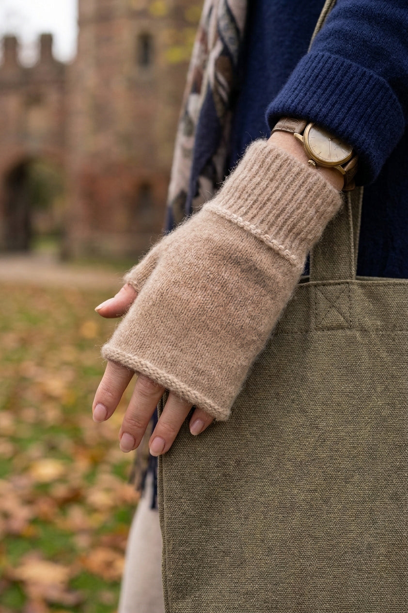 Lurex Trim Cashmere Fingerless Gloves