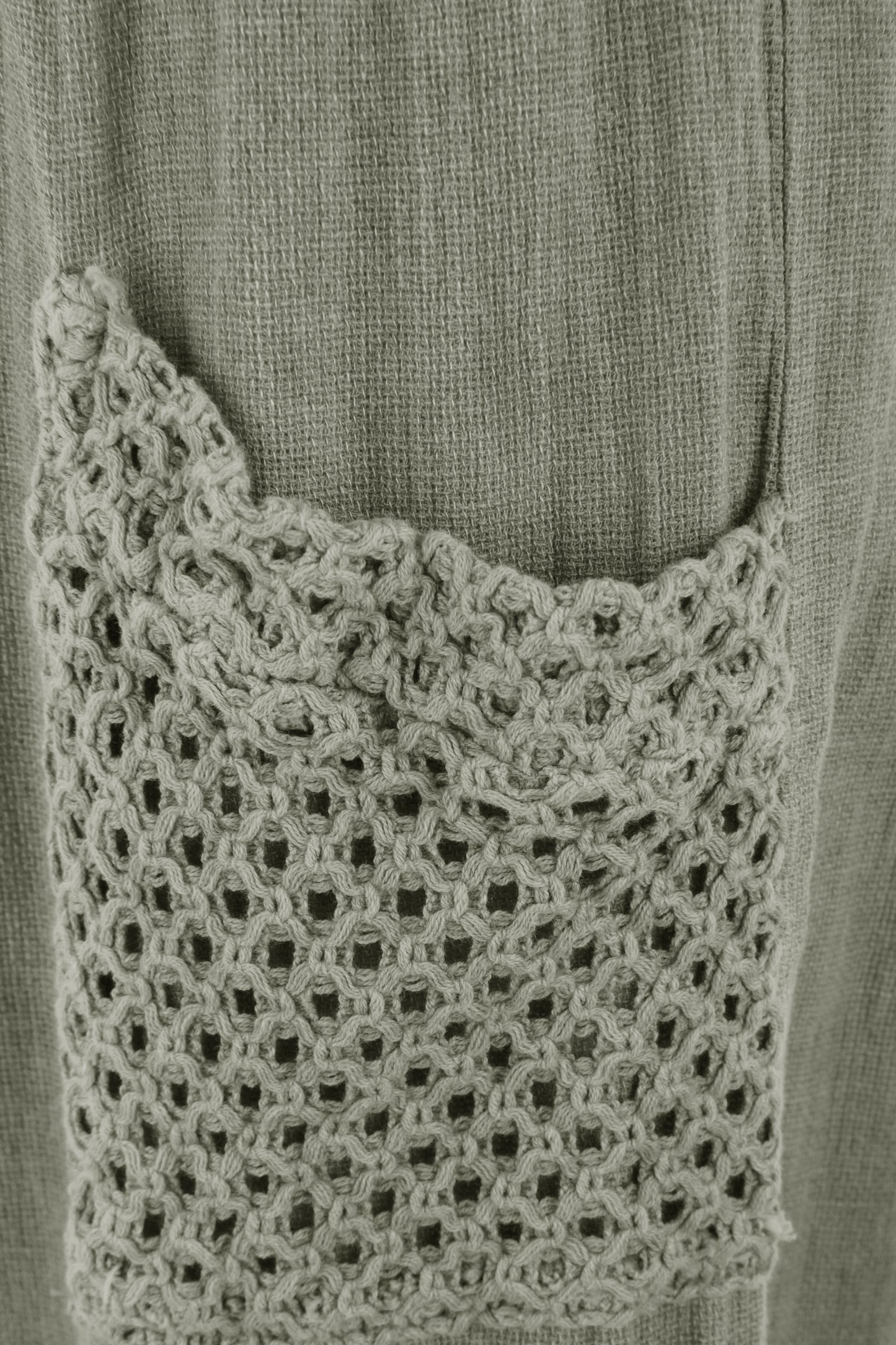 2 Crochet Pocket Barrel Leg Teabag Trouser
