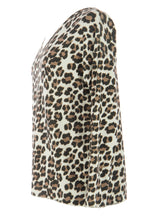 Load image into Gallery viewer, V Neck Leopard Print Fine Knit Jumper
