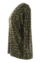Load image into Gallery viewer, Leopard Print Fine Knit Jumper
