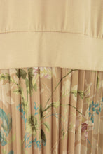 Load image into Gallery viewer, Floral Print Pleated Satin Midi
