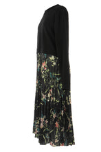 Load image into Gallery viewer, Floral Print Pleated Satin Midi
