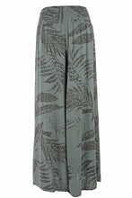 Load image into Gallery viewer, Leaf Leopard Print Palazzo Trouser
