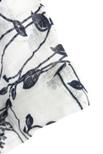 Load image into Gallery viewer, Dandelion Print Button Detail Top
