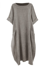 Load image into Gallery viewer, 2 Pocket Washed Linen Dress
