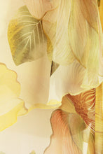 Load image into Gallery viewer, Floral Print Asymmetric Hem Silk Blouse
