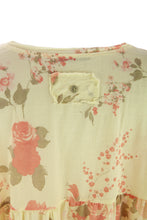Load image into Gallery viewer, Floral Print Swing Top
