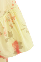 Load image into Gallery viewer, Floral Print Swing Top
