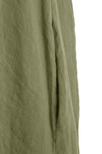 Load image into Gallery viewer, Sleeveless Linen Maxi
