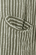 Load image into Gallery viewer, Sleeveless Stripes Dress

