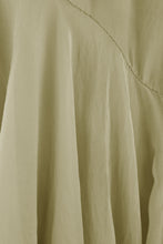 Load image into Gallery viewer, Sleeveless Swing Silk Top
