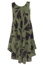 Load image into Gallery viewer, Sleeveless Tulip Print Dress

