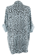 Load image into Gallery viewer, Leopard Print Shirt
