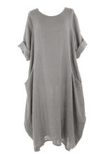 Load image into Gallery viewer, 2 Pocket Washed Linen Dress
