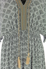 Load image into Gallery viewer, Bohemian Print Midi
