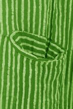 Load image into Gallery viewer, Sleeveless Stripes Dress
