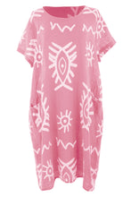 Load image into Gallery viewer, 2 Pocket Abstract Print Dress
