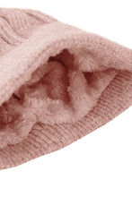 Load image into Gallery viewer, Zigzag Cashmere Knit Hat
