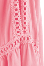 Load image into Gallery viewer, Crochet Trim Cut-out Shoulder Top
