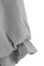 Load image into Gallery viewer, 3/4 Balloon Sleeve Linen Shirt
