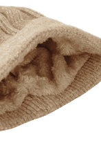 Load image into Gallery viewer, Zigzag Cashmere Knit Hat

