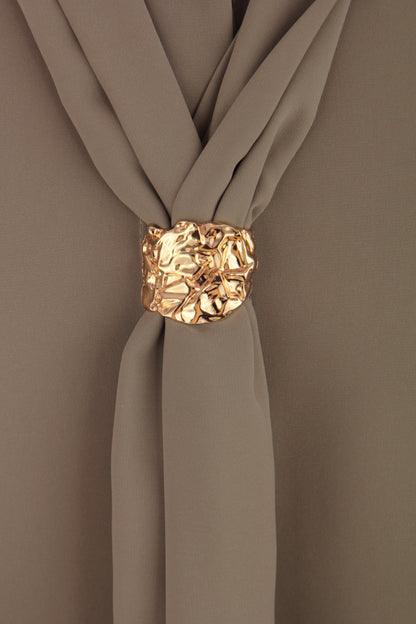 3 Piece Broach Scarf Shirt