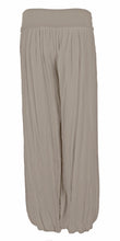 Load image into Gallery viewer, Puffball Cotton Trouser
