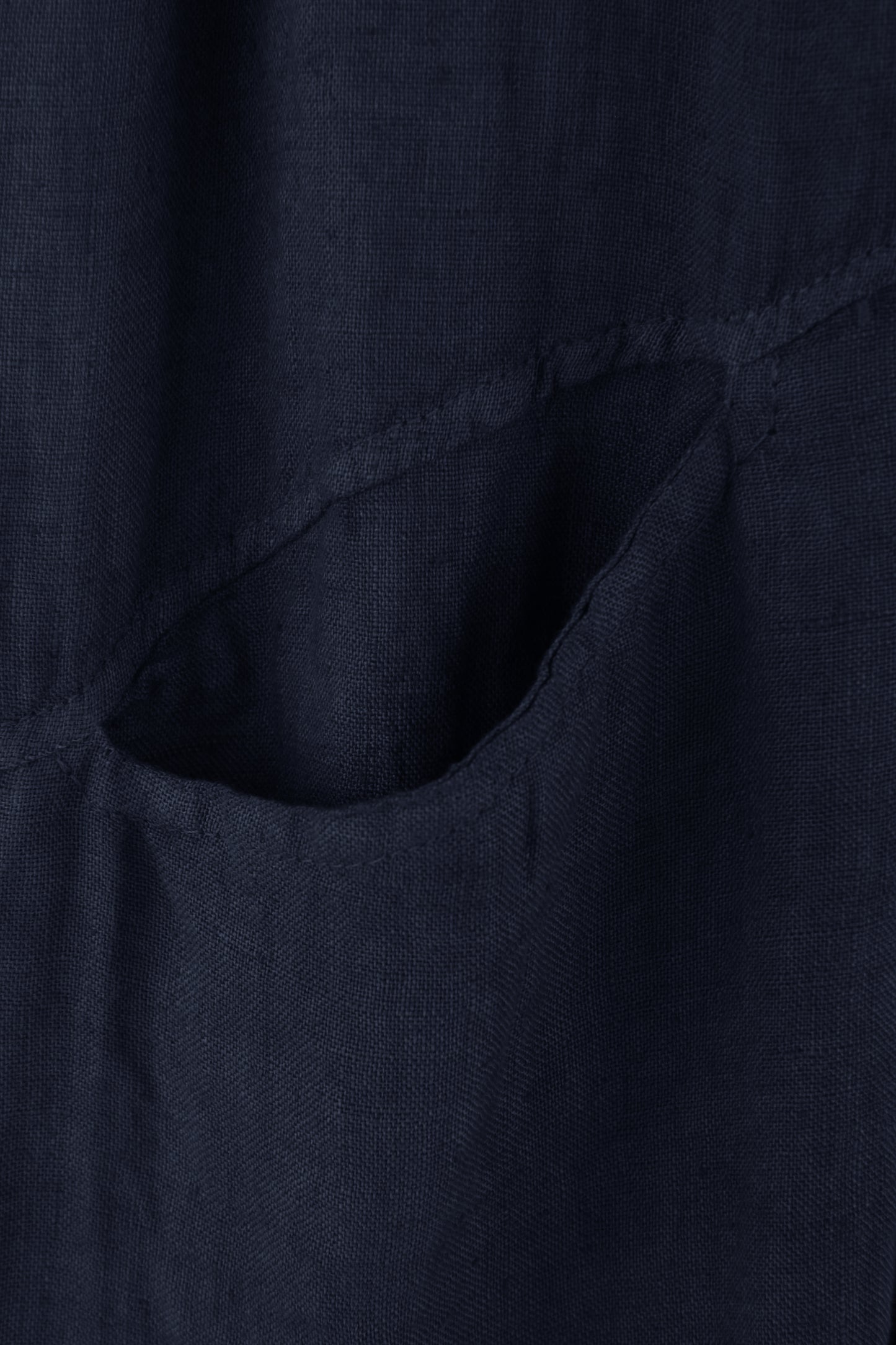2 Slit Pocket Barrel Leg Linen Trouser