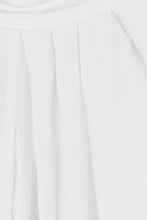 Load image into Gallery viewer, Puffball Silk Vest
