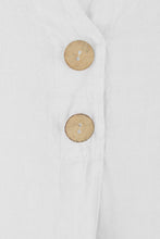Load image into Gallery viewer, 2 Button Detail Linen Top

