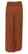 Load image into Gallery viewer, Puffball Cotton Trouser
