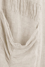 Load image into Gallery viewer, 2 Ruched Pocket Linen Dress
