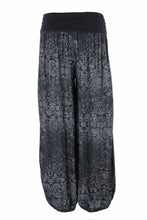 Load image into Gallery viewer, Floral Print Harem Trouser
