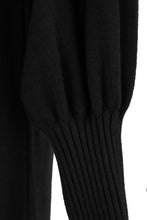 Load image into Gallery viewer, Puff Sleeve Button Back Jumper
