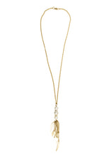 Load image into Gallery viewer, Tassel Leaves 3 Pearls Necklace
