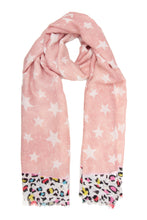 Load image into Gallery viewer, Leopard Border Star Print Scarf
