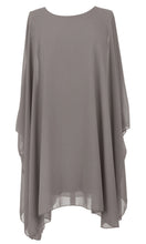 Load image into Gallery viewer, Batwing Flowy Kaftan Tunic
